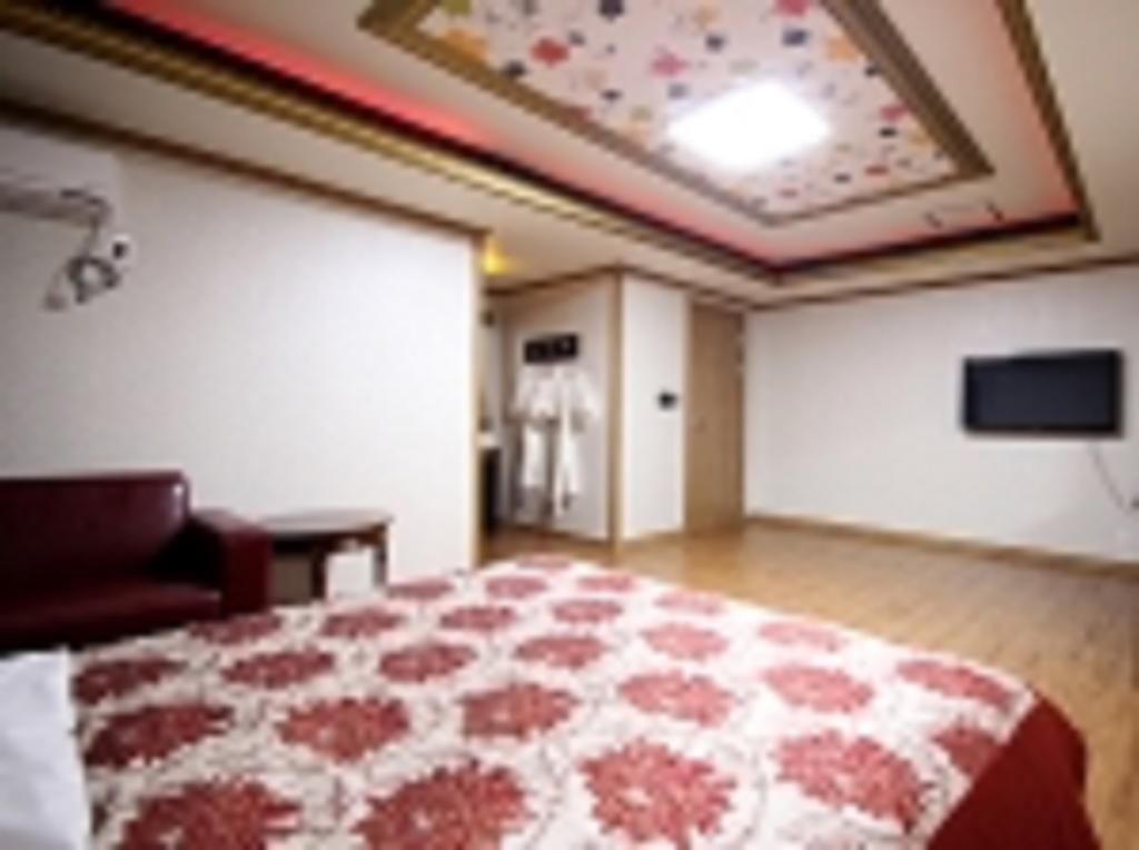 Guangju Hotel Banana Gwangju Metropolitan City Esterno foto
