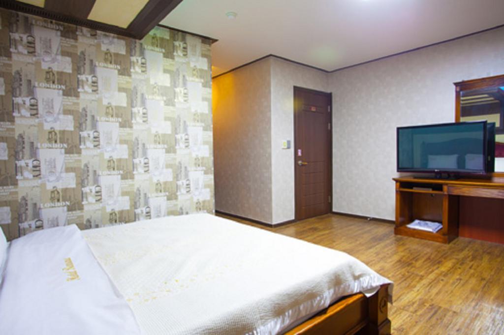 Guangju Hotel Banana Gwangju Metropolitan City Esterno foto