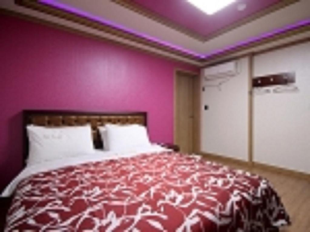 Guangju Hotel Banana Gwangju Metropolitan City Esterno foto